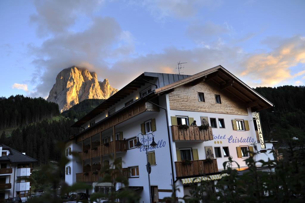 Hotel Cristallo Santa Cristina Val Gardena Kültér fotó